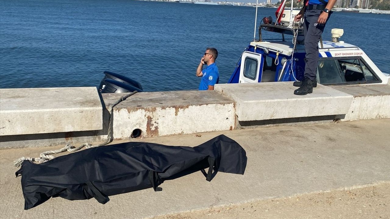Bayraklı'da denizde ölü bulunan 25 yaşındaki genç: 1 şüpheli gözaltında