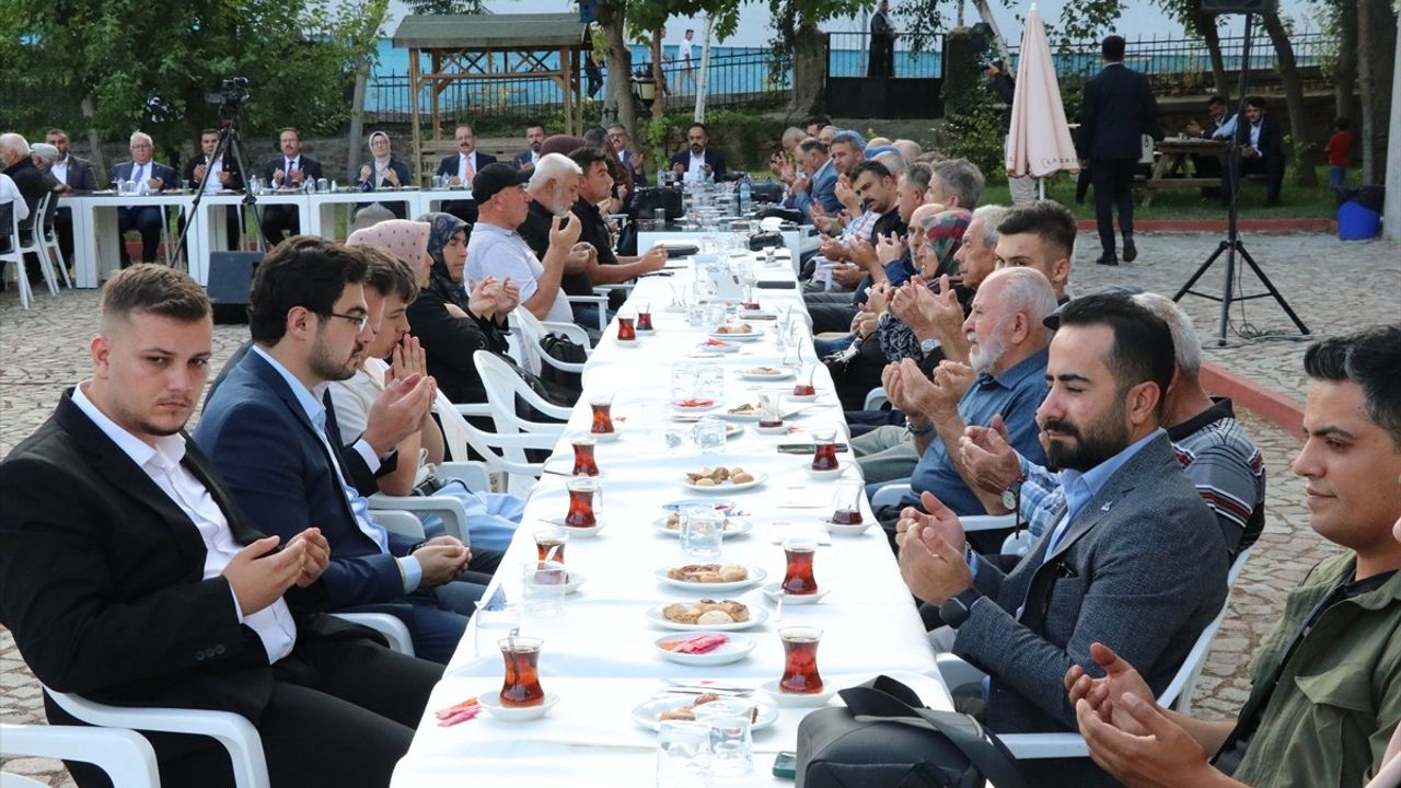 Belgin Uygur: Terörle pazarlık yok; uzantılar kayıtsız şartsız silah bırakacak