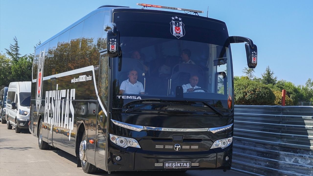 Beşiktaş Alanya'ya Gitti: Sakatlar Kadroda Yok, Yeni Transferler Kamp Kadrosunda