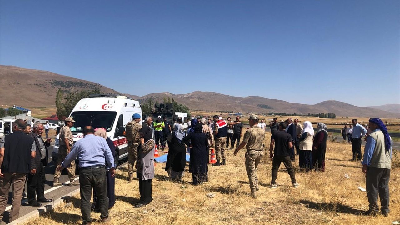 Bingöl Karlıova'da Yaya Çarpması: 80 Yaşındaki Hasan Çalış Hayatını Kaybetti