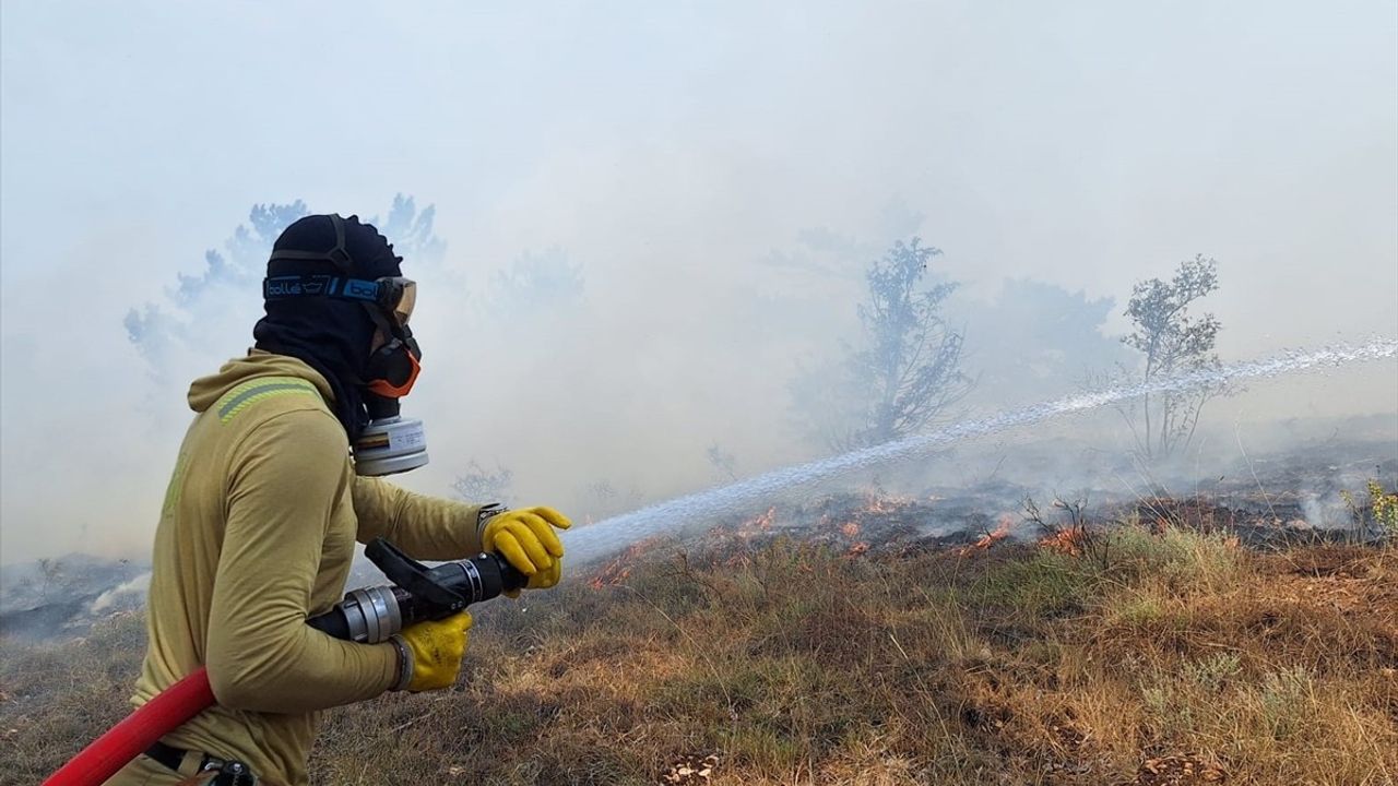 Bolu Göynük'te Orman Yangını Kontrol Altına Alındı