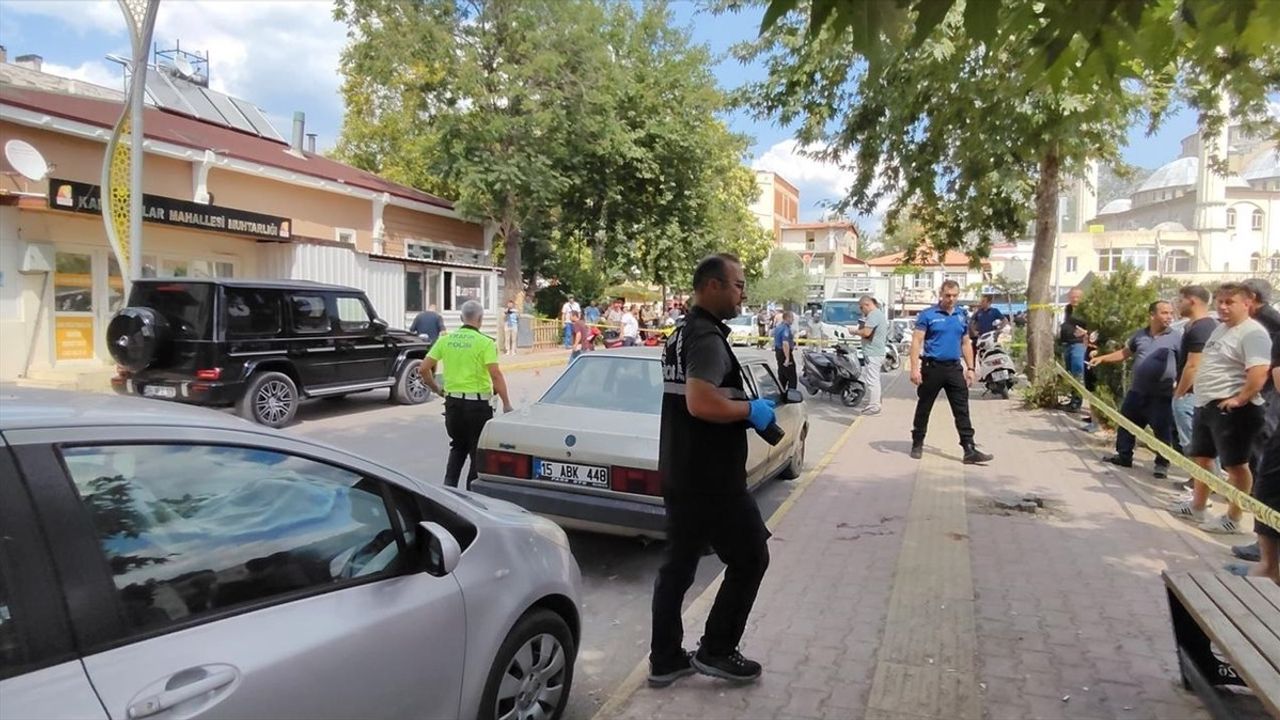 Burdur Bucak'ta silahlı saldırıda 2 kişi yaralandı; şüpheli gözaltında
