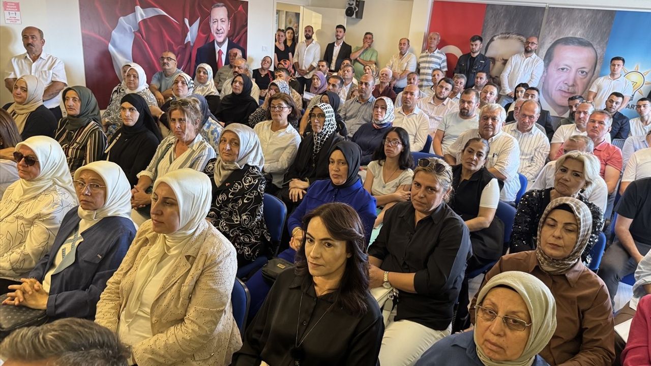 Büyükgümüş Yalova'da: 'CHP siyasetin konusu olmaktan çıkıp psikoloji vakası haline geliyor'