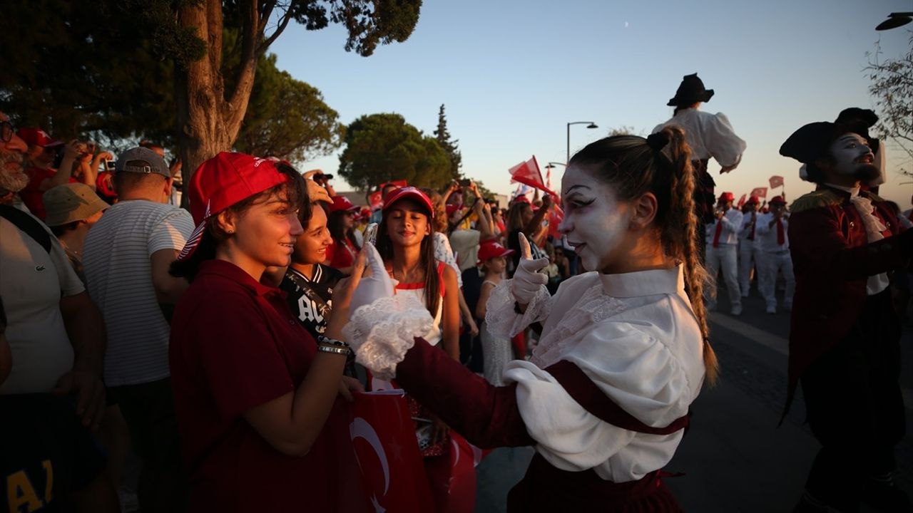 Çanakkale'de 10. Türkiye Kültür Yolu Festivali kapsamında kortej yürüyüşü düzenlendi
