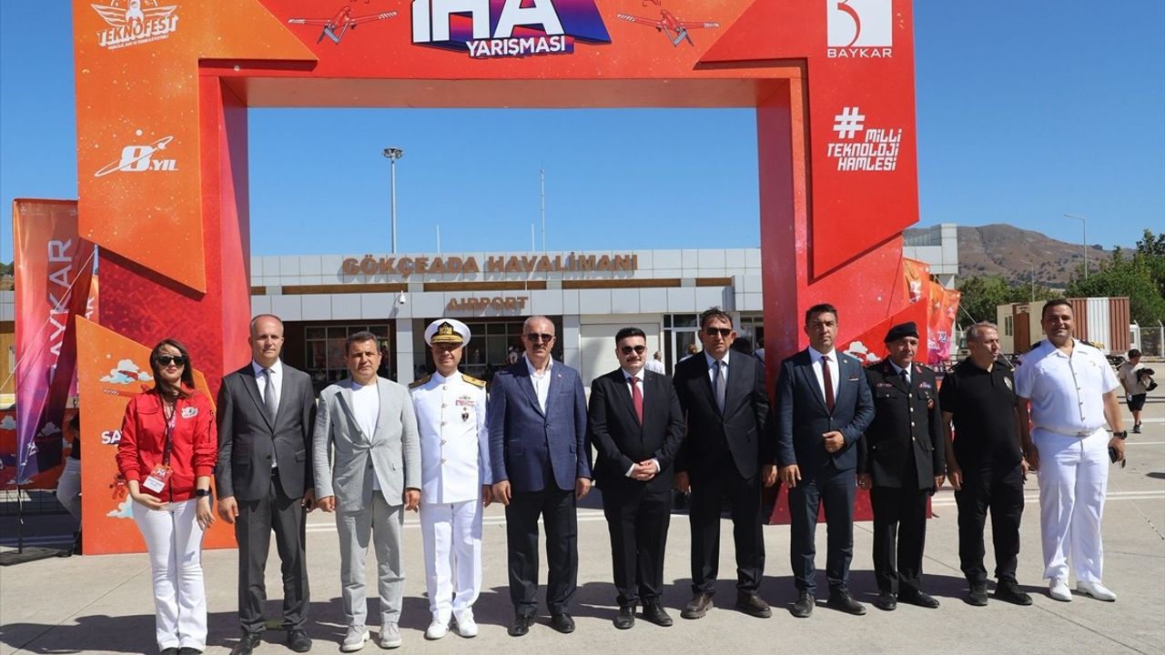 Çanakkale Valisi Toraman, Gökçeada'daki TEKNOFEST Savaşan İHA Yarışması'nı Ziyaret Etti