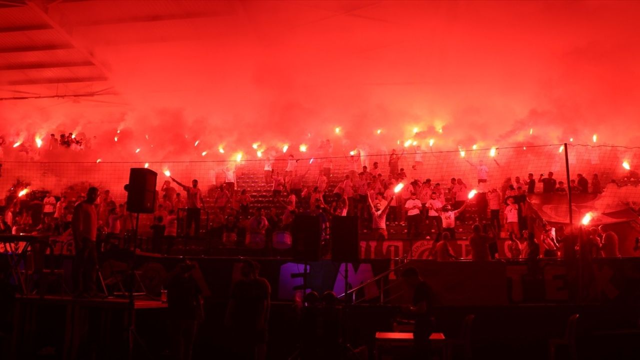 Çaykur Rizespor, Taraftarlarıyla Bir Araya Geldi