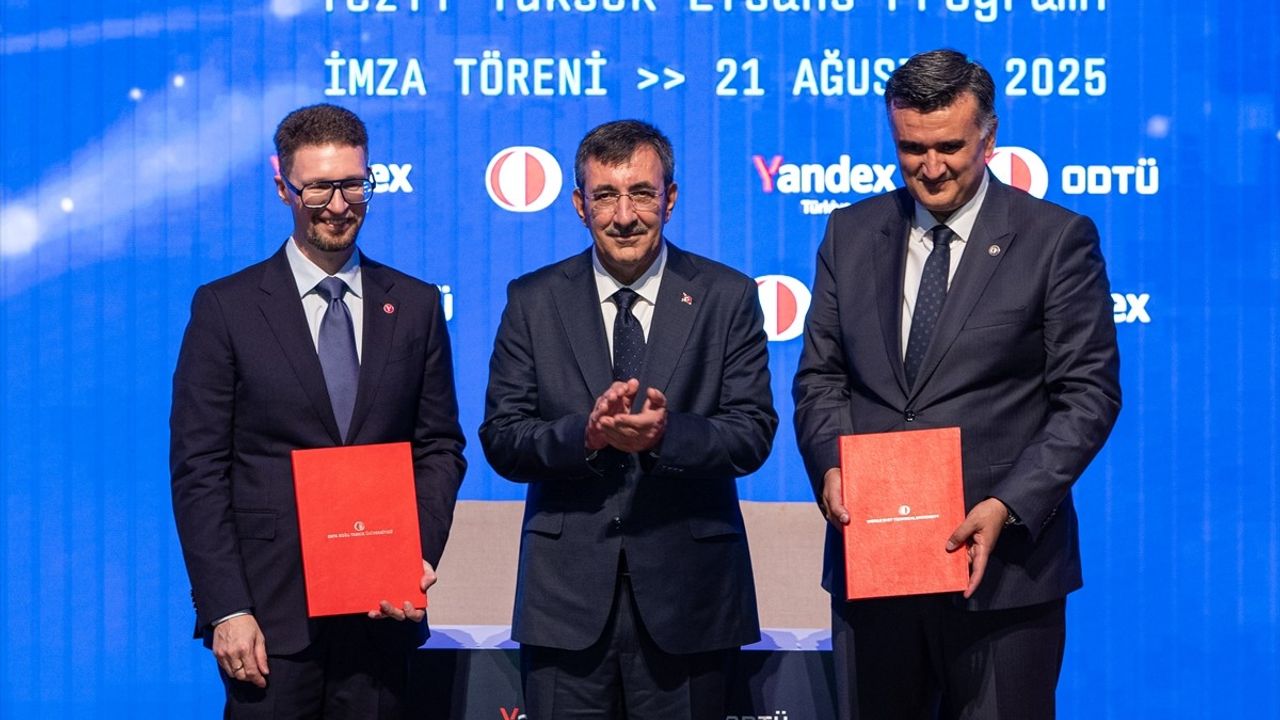 Cevdet Yılmaz: Türkiye, Yapay Zeka Dönüşümünde Teknoloji Üreten ve İhraç Eden Ülkeler Arasında Olmalı