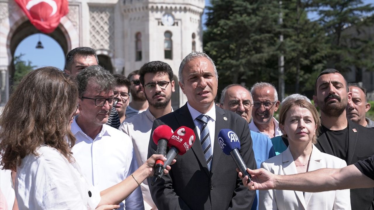 CHP Genel Başkan Yardımcısı Özçağdaş'tan E-imza Uygulamalarına İlişkin Eleştiriler