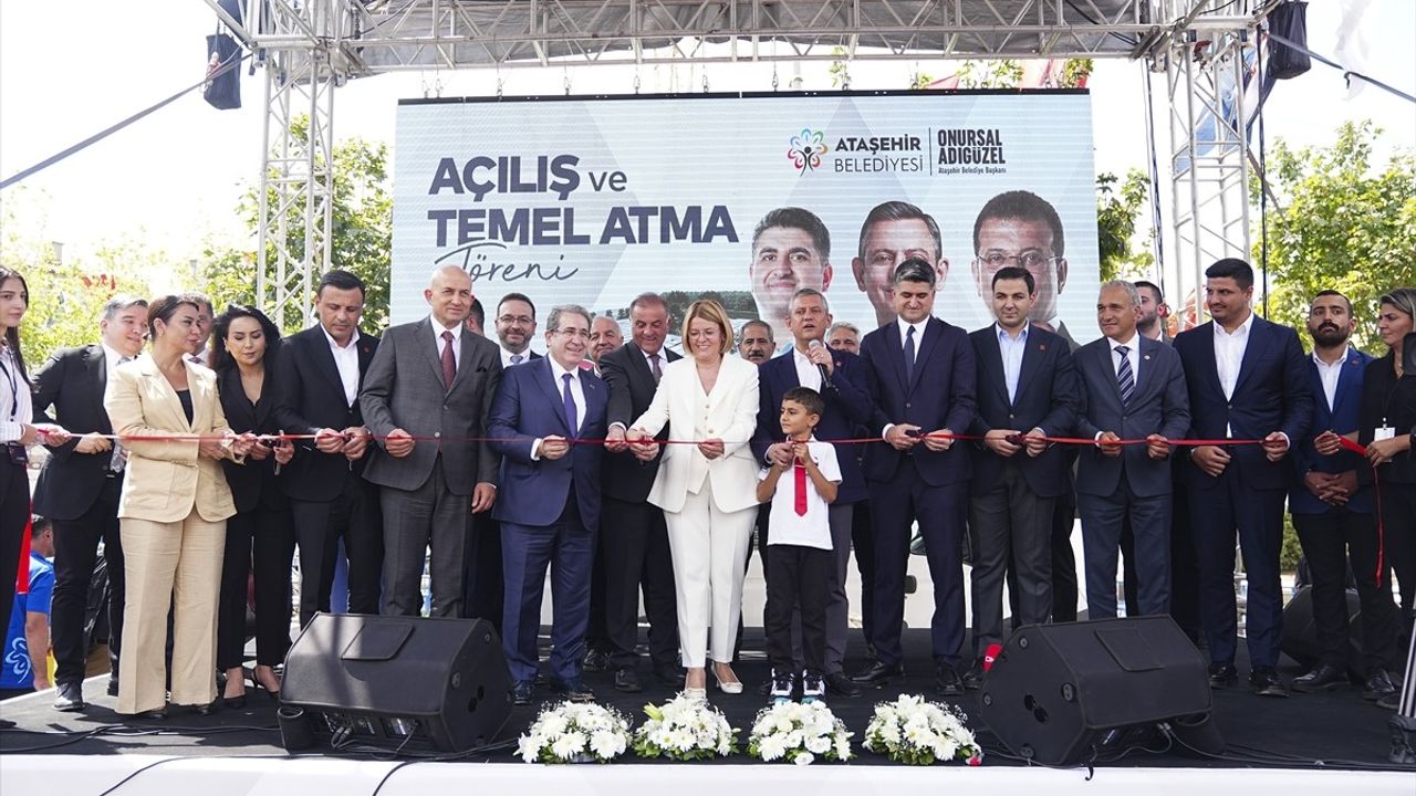 CHP Genel Başkanı Özgür Özel, Ataşehir'de kreş temel atma ve kız öğrenci yurdu açılışına katıldı