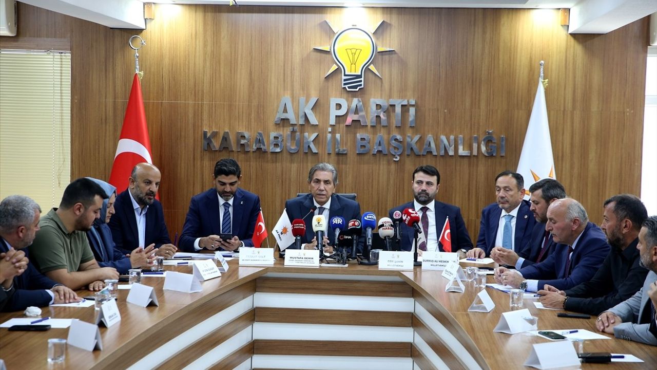 Demir: AK Parti'nin yerel yönetim anlayışı başka partilerle kıyaslanamaz