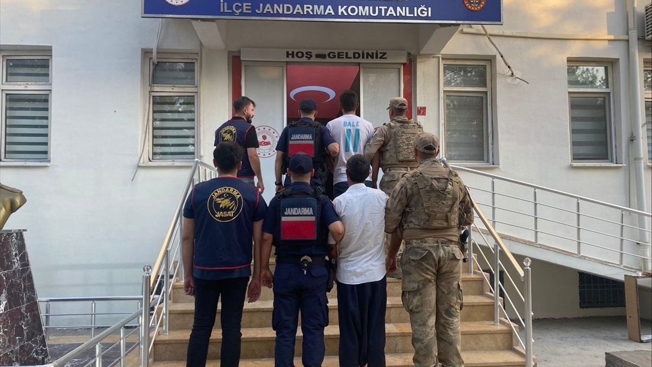 Diyarbakır Çermik'te mermer ocağı şantiyesine ateş iddiası: 2 şüpheli gözaltında