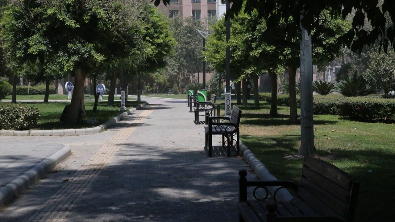 Doğu Akdeniz'de Sıcak Hava ve Yüksek Nem Etkisini Sürdürüyor