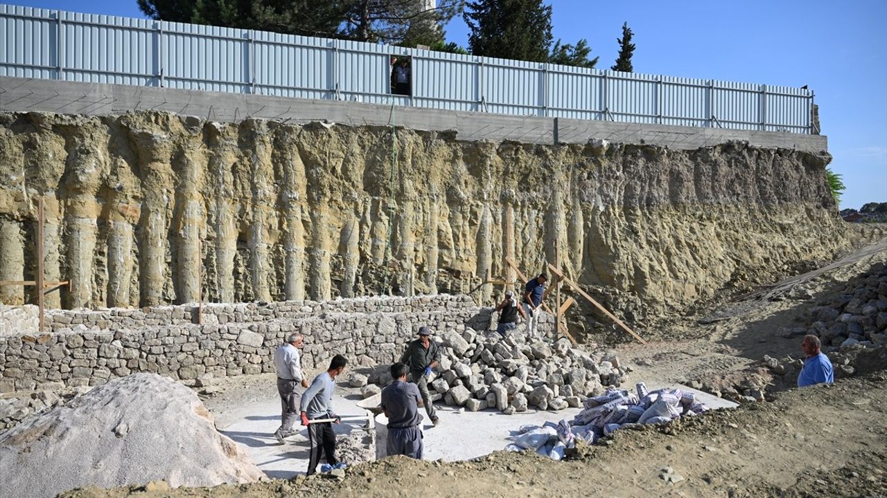 Edirne'de Muradiye Mevlevihanesi'nin İhyası İçin Restorasyon Çalışmaları Hızla Sürüyor