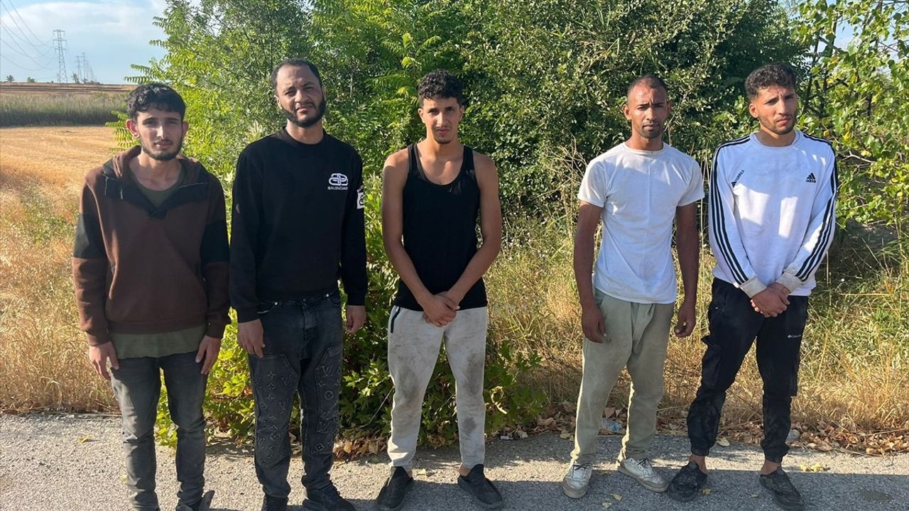 Edirne Uzunköprü'de 24 düzensiz göçmen yakalandı