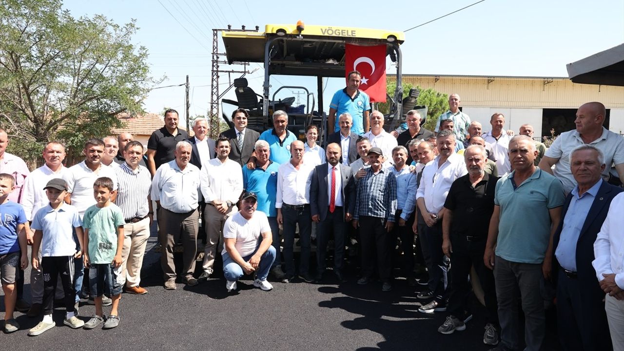 Edirne Valisi Sezer'den Koyuntepe'ye çocuk parkı ve halı saha sözü