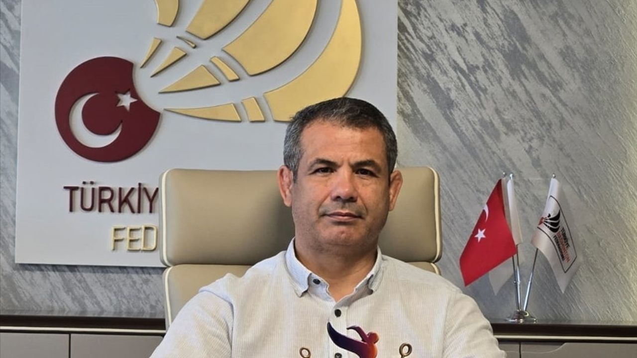 Ercan Yıldız: Türkiye'nin Dünya Badminton Şampiyonasındaki Önceliği Performans ve Gelişim