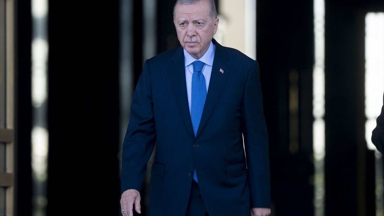 Erdoğan, Gürcistan Cumhurbaşkanı Mikheil Kavelashvili'yi Cumhurbaşkanlığı Külliyesi'nde resmi törenle karşıladı