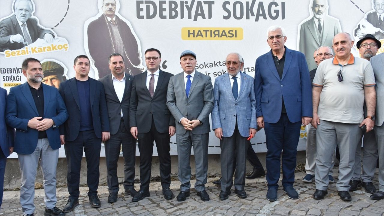 Erzurum'da Dil ve Edebiyat Konağı açıldı: Gençler yazarlarla buluşacak