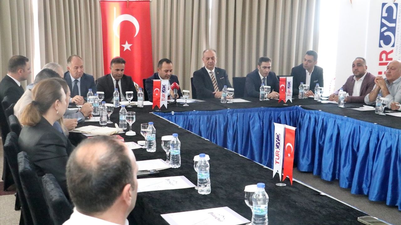 Erzurum'da Doğu Anadolu Bölgesi Turizm Çalıştayı Palandöken'de Gerçekleştirildi