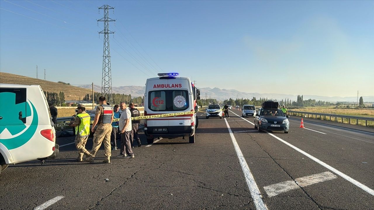 Erzurum'da iki otomobilin çarpışması: 4 ölü, 4 yaralı