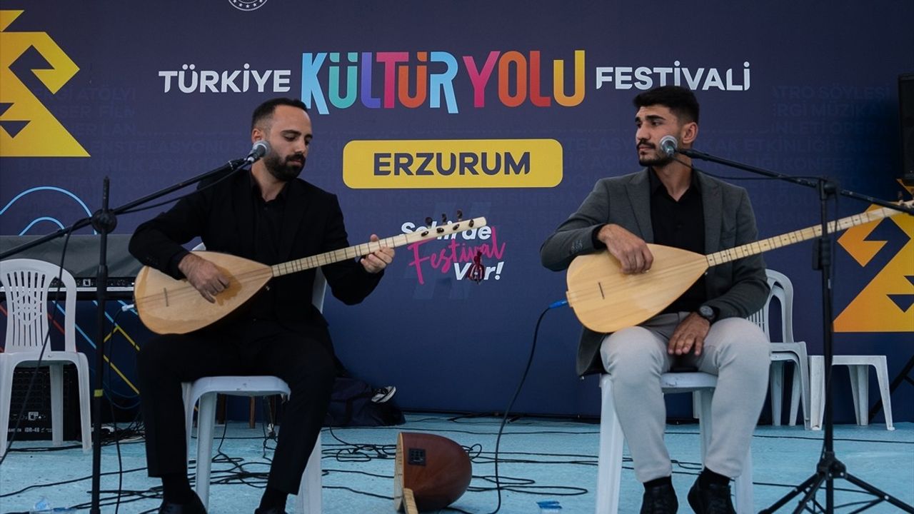 Erzurum Kültür Yolu Festivali altıncı gününde sanat ve kültür etkinlikleriyle sürüyor