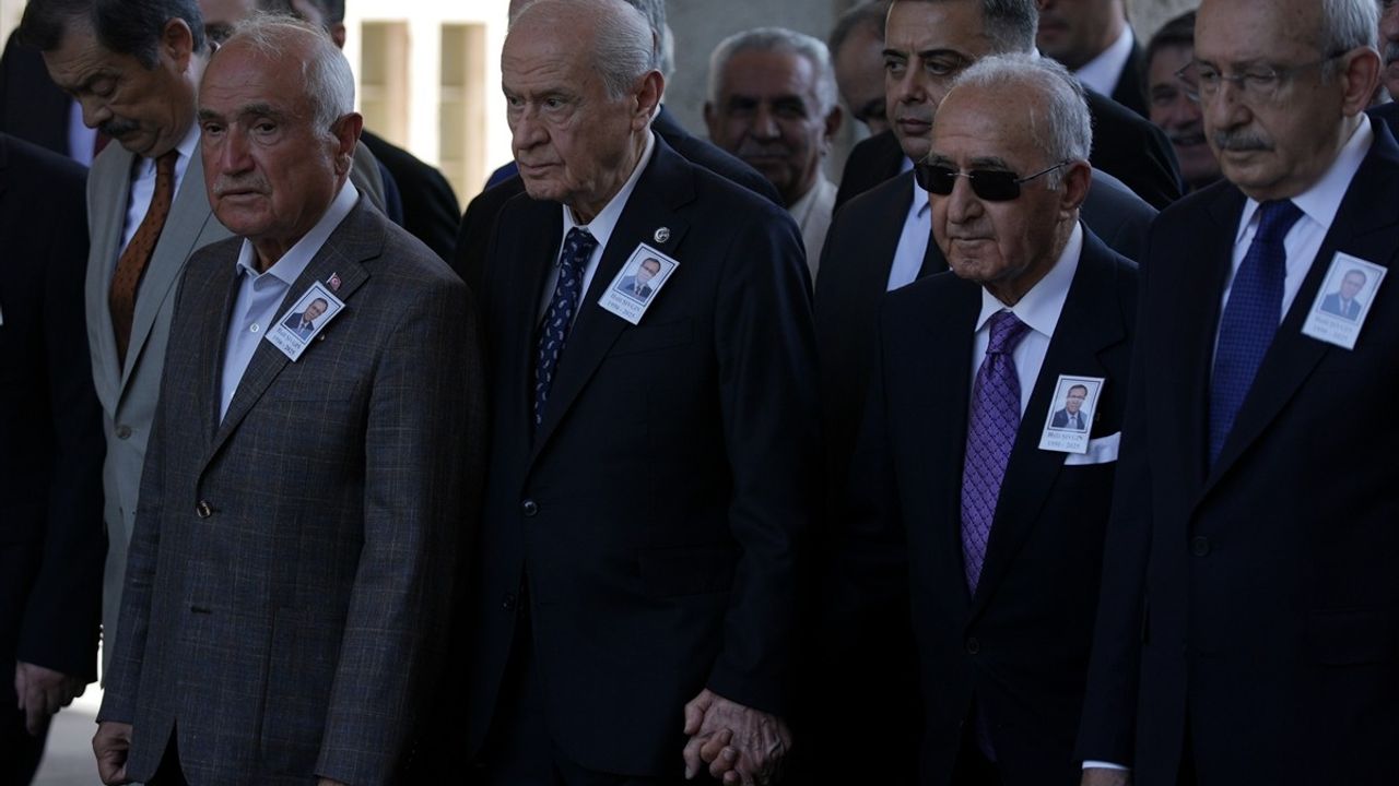 Eski Sağlık Bakanı Halil Şıvgın için TBMM'de Cenaze Töreni Düzenlendi