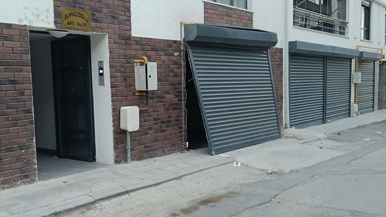 Eskişehir'de Asansör Bakımı Sırasında Patlama: 2 Yaralı