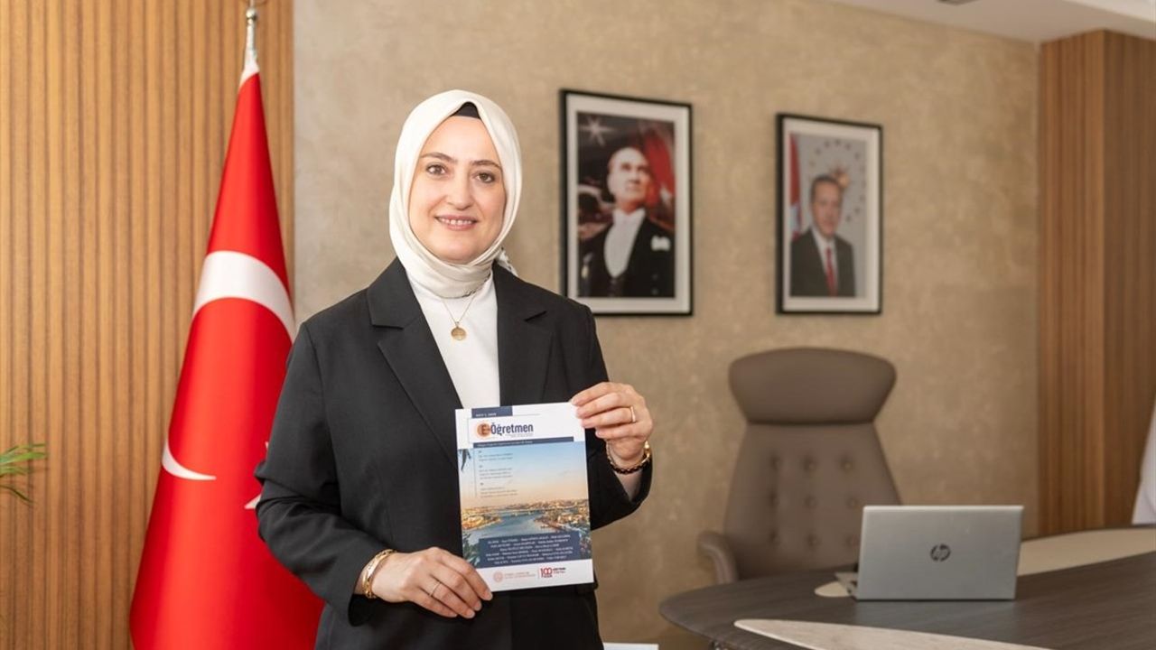 Eyüpsultan'da öğretmenlerin hazırladığı 'E-Öğretmen' dergisi yayın hayatına başladı