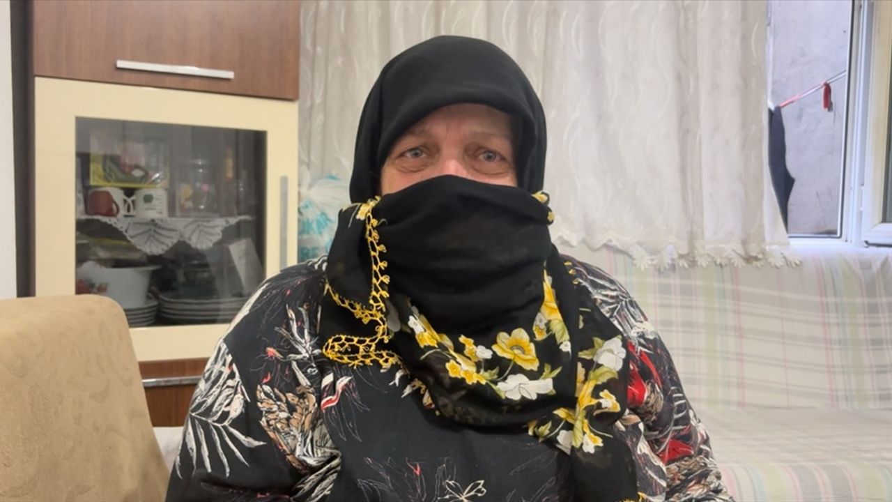 Fatih'te kendisini polis olarak tanıtan şüpheli, 70 yaşındaki kadının yaklaşık 2 milyon TL'lik ziynet eşyalarını gasbetti