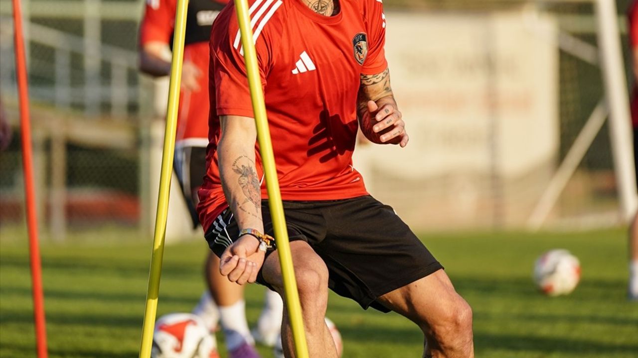 Gaziantep FK, Gençlerbirliği Maçı Öncesi Hazırlıklarını Sürdürüyor