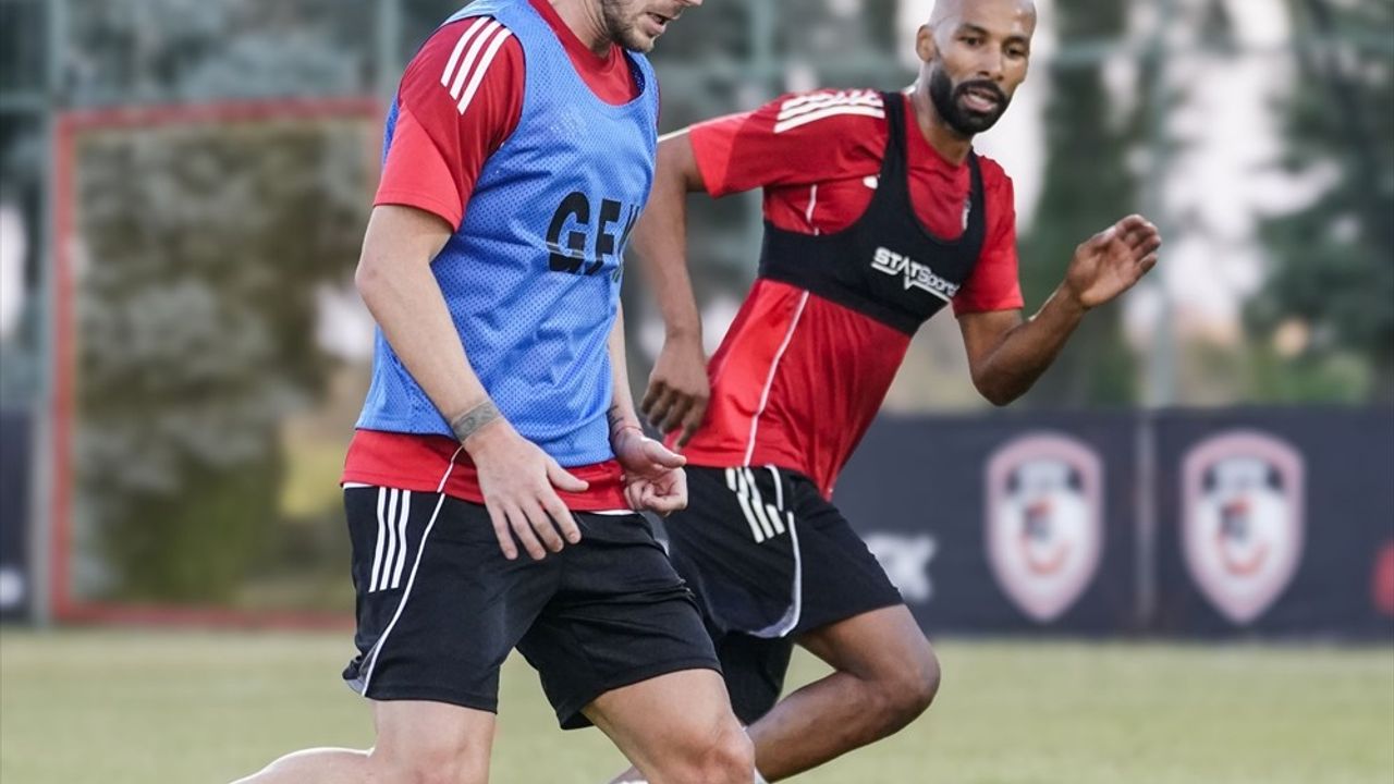 Gaziantep FK, TÜMOSAN Konyaspor Deplasmanı Öncesi Hazırlıklarını Sürdürdü