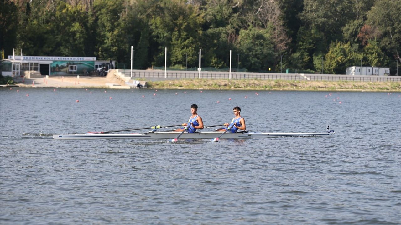 Gençler Türkiye Kürek Şampiyonası Meriç Nehri'nde başladı: Eleme Yarışlarıyla Finallere Doğru