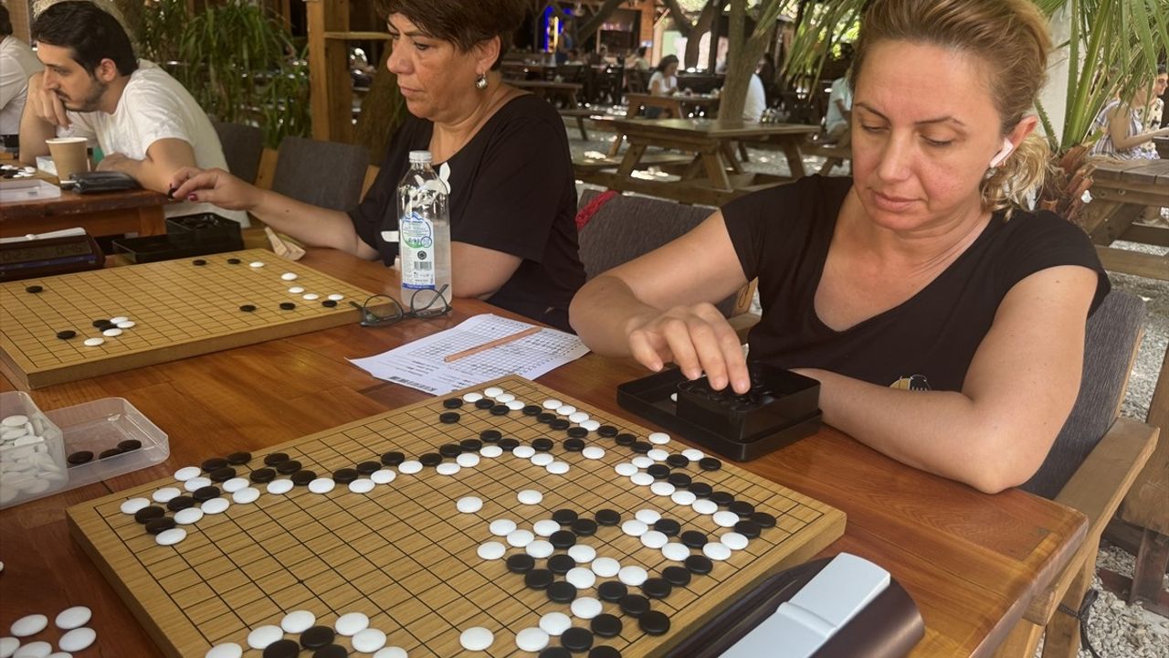 Go oyunu Türkiye'de yaygınlaşıyor; 2026 Avrupa Go Kongresi Türkiye'de düzenlenecek