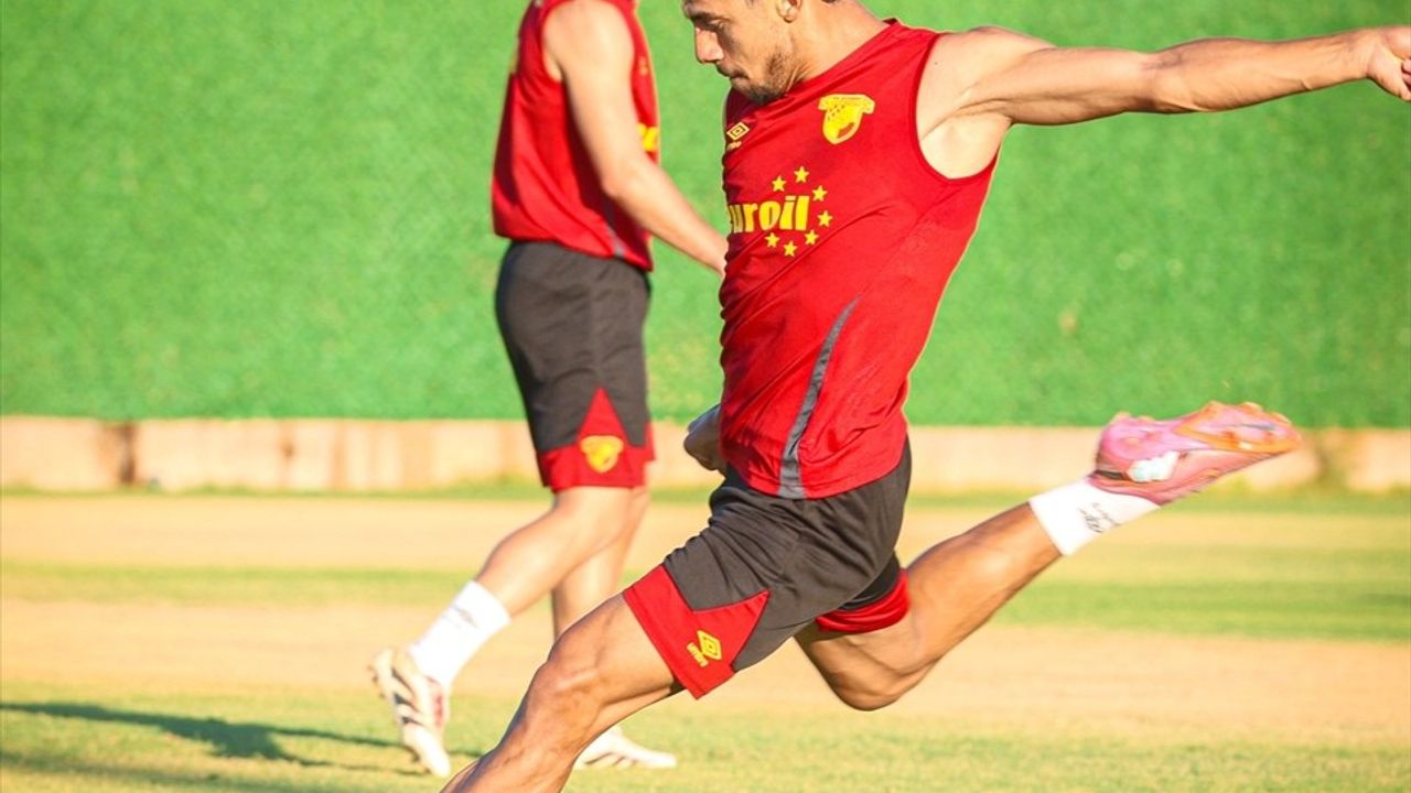 Göztepe, Trendyol Süper Lig 3. haftasında Fatih Karagümrük deplasmanında