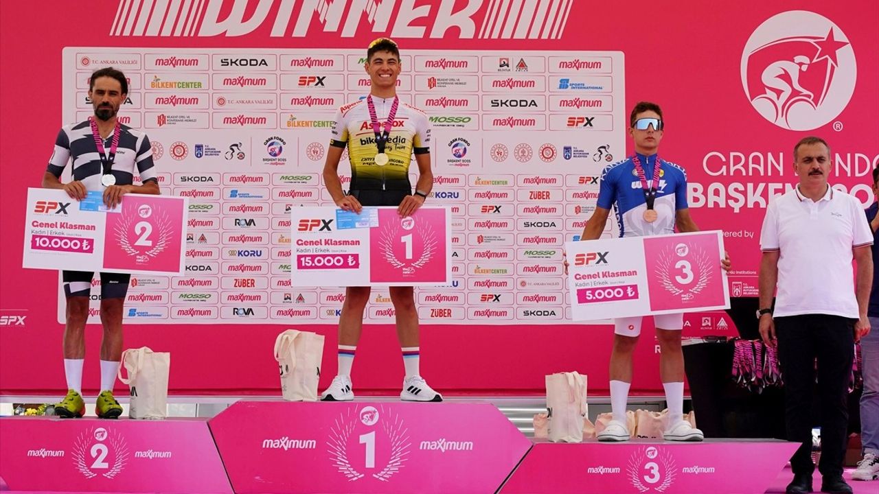 Gran Fondo Başkent Amatör Yol Bisikleti Yarışı Ankara'da tamamlandı