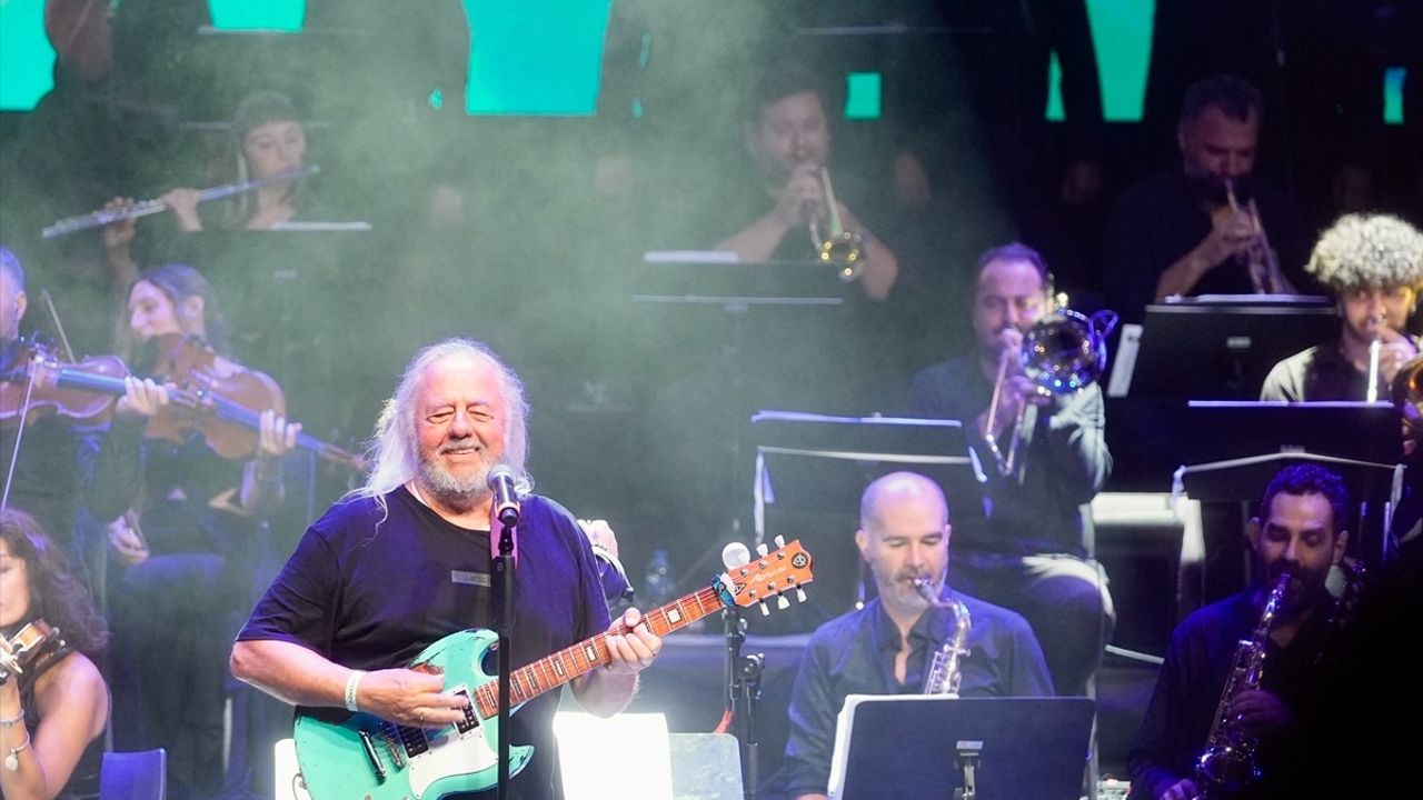 Harbiye'de Ustalara Saygı: Yavuz Çetin Anma Senfonisi konseri gerçekleştirildi