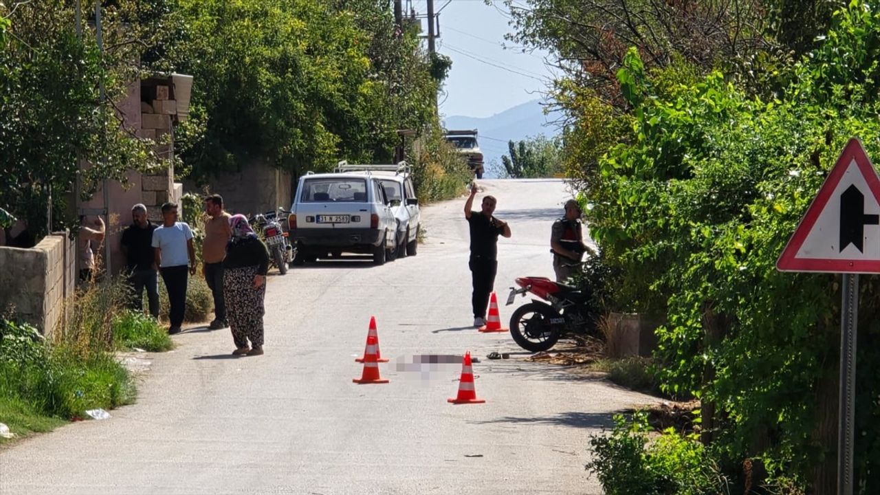 Hatay Hassa'da motosiklet devrilmesi: 1 ölü, 1 yaralı