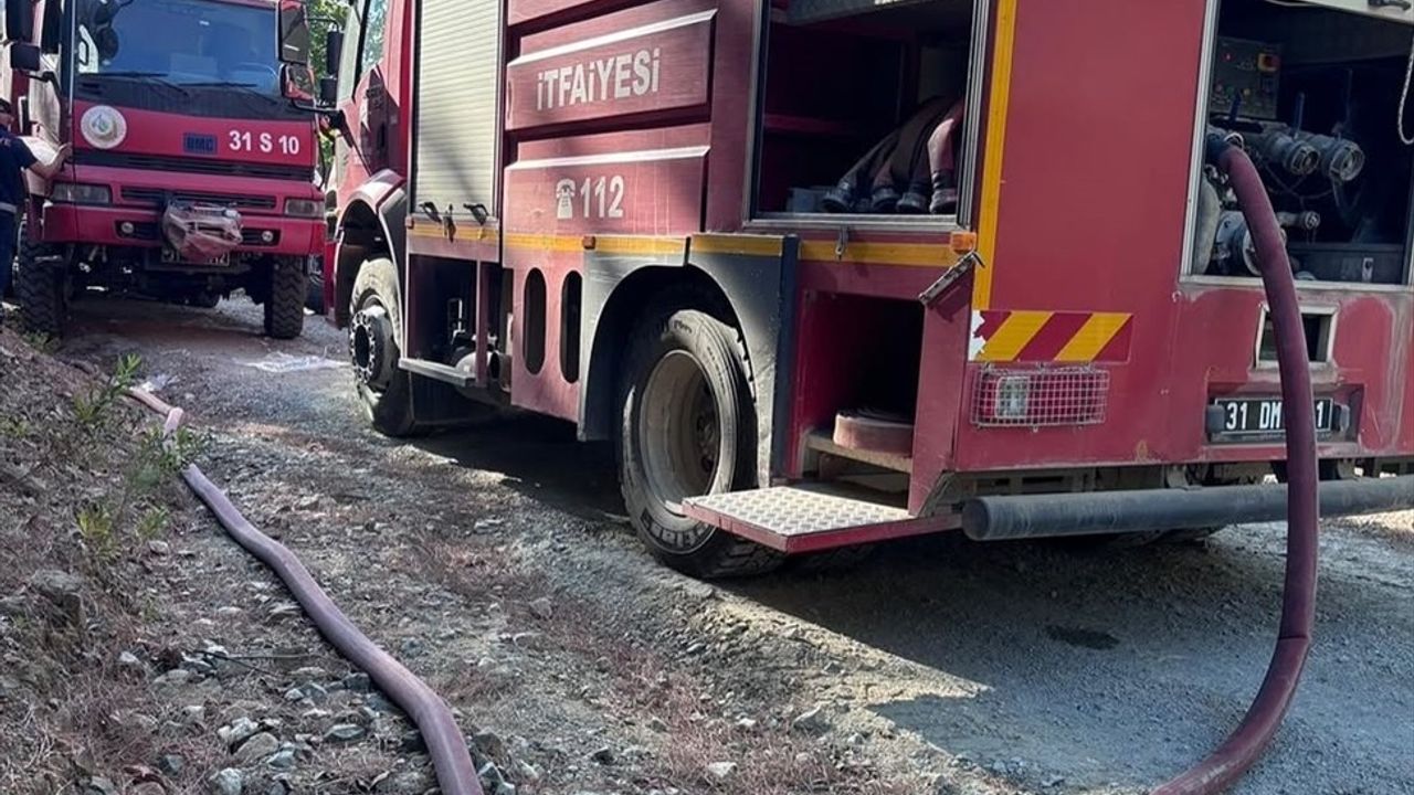 Hatay Samandağ'da Orman Yangını Kontrol Altına Alındı