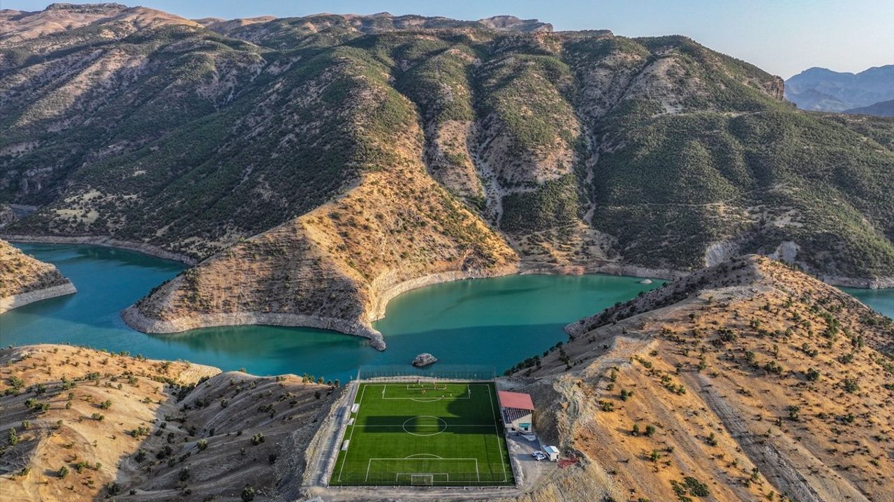 Hilal Beldesi'nde Gençlerin Futbol Hayali Gerçek Oluyor