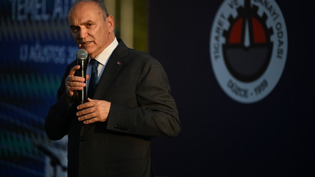 Hisarcıklıoğlu Düzce'de: Nefes Kredisi talepleri ve DTSO yeni hizmet binasının temeli atıldı