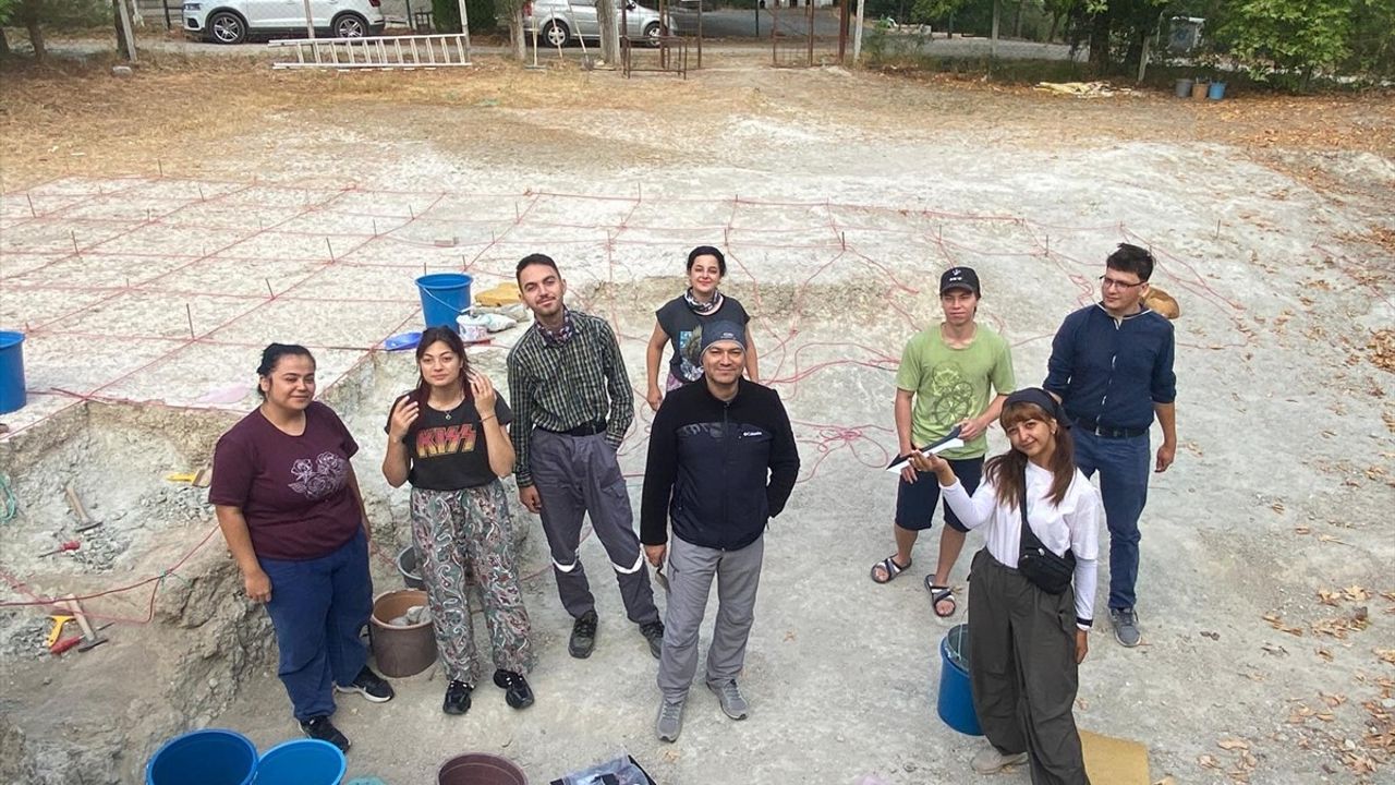 Hitit Üniversitesi Akademisyenleri Anadolu'daki Önemli Kazılara Öncülük Ediyor