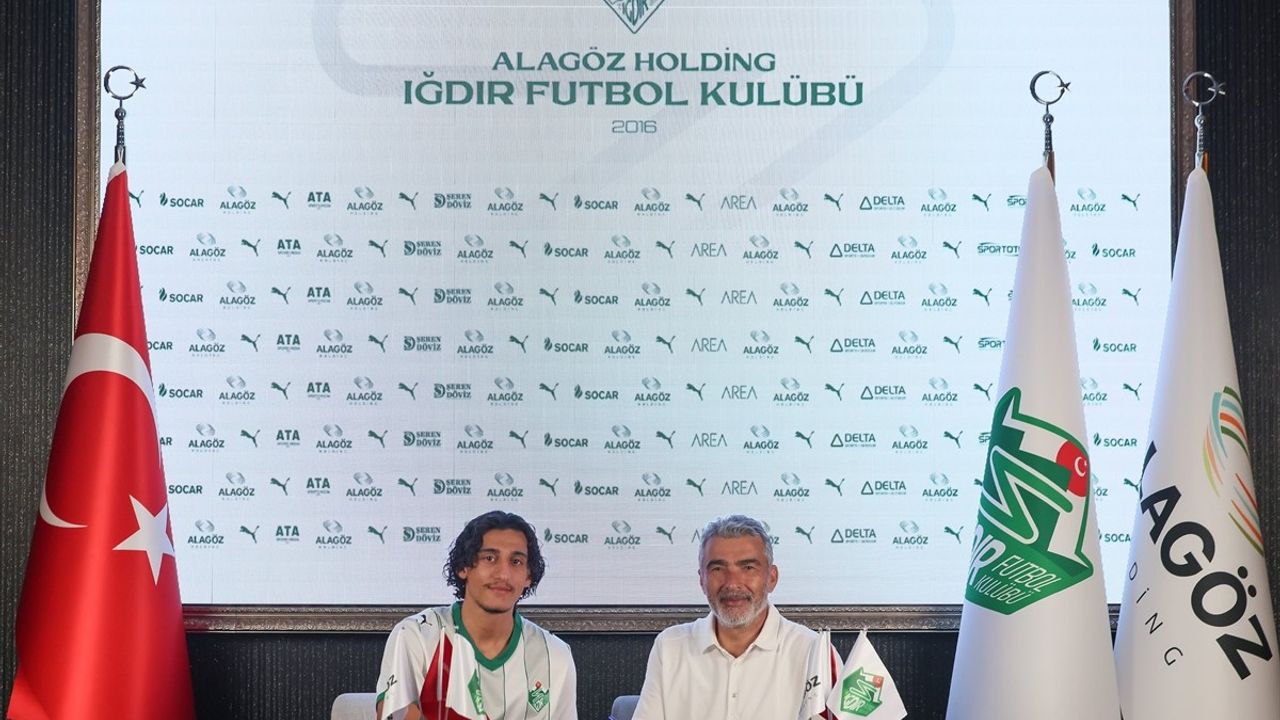 Iğdır FK, Moustapha Camara ve Malik Yılmaz'ı Kadrosuna Kattı