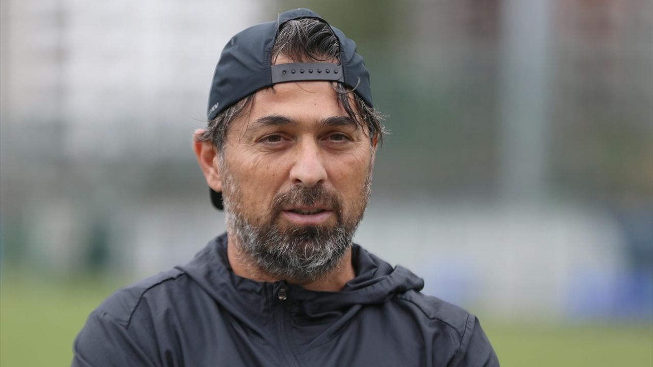 İlhan Palut: Galatasaray deplasmanı zor, hedefimiz güçlü mücadele