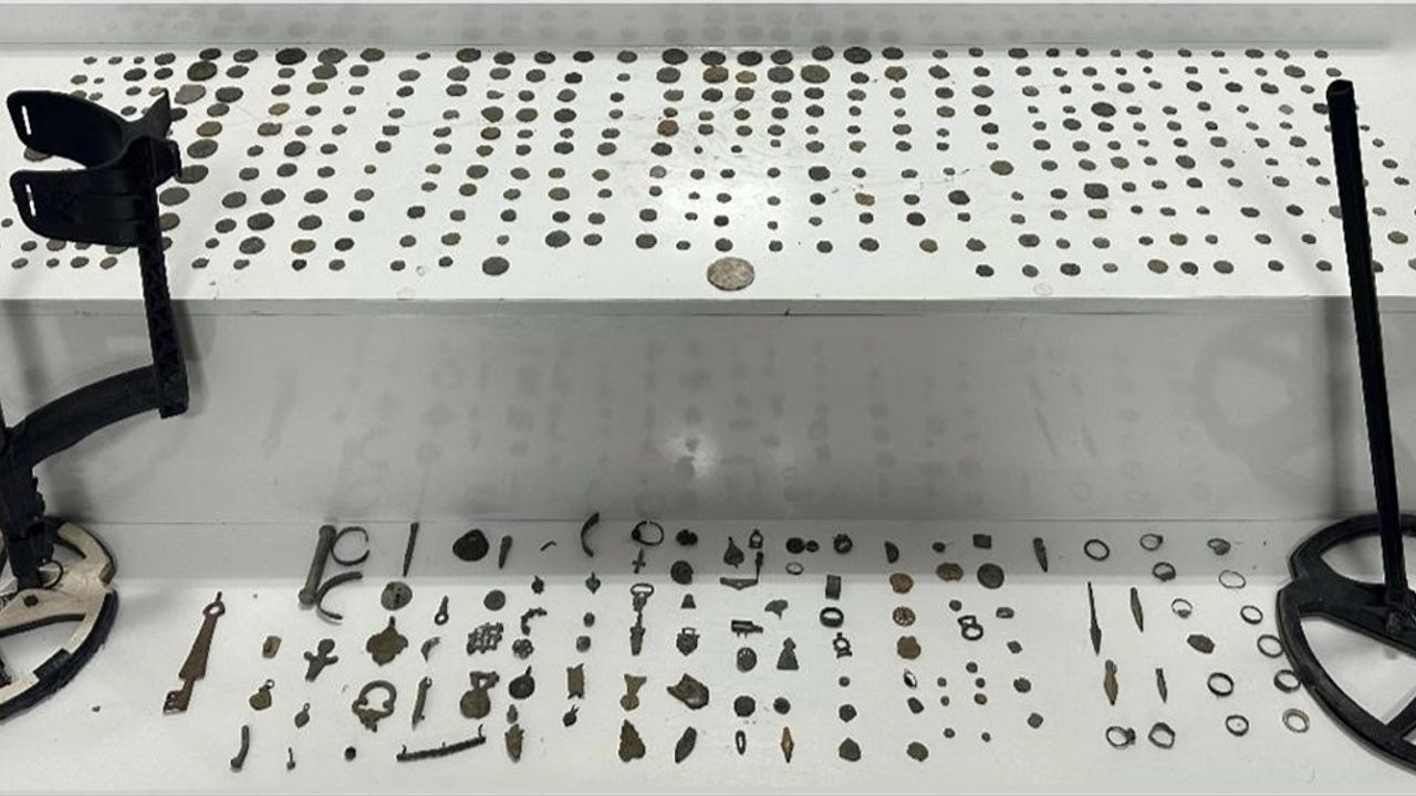 Isparta'da Tarihi Eser Kaçakçılığı Operasyonu: 2 Gözaltı