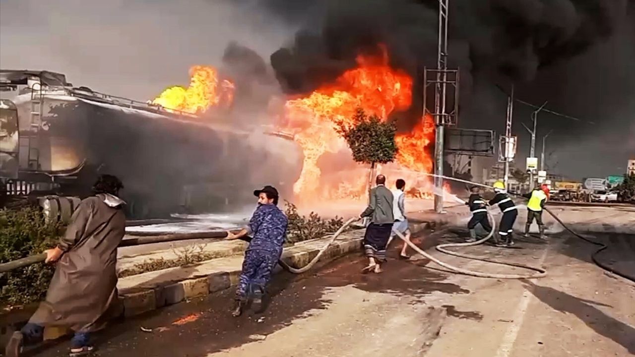 İsrail'in Sana'ya Hava Saldırılarında 2 Kişi Öldü, 35 Kişi Yaralandı