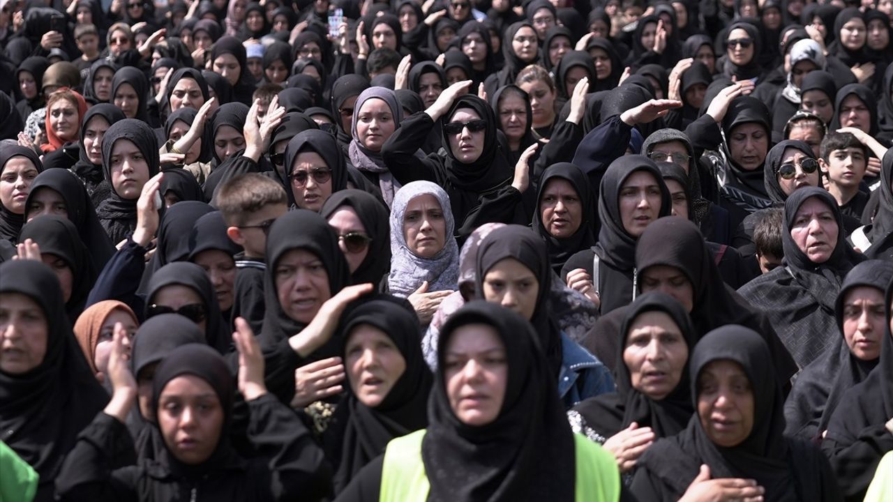 İstanbul'da Erbain Merasimi: Küçükçekmece'de Kerbela Anıldı