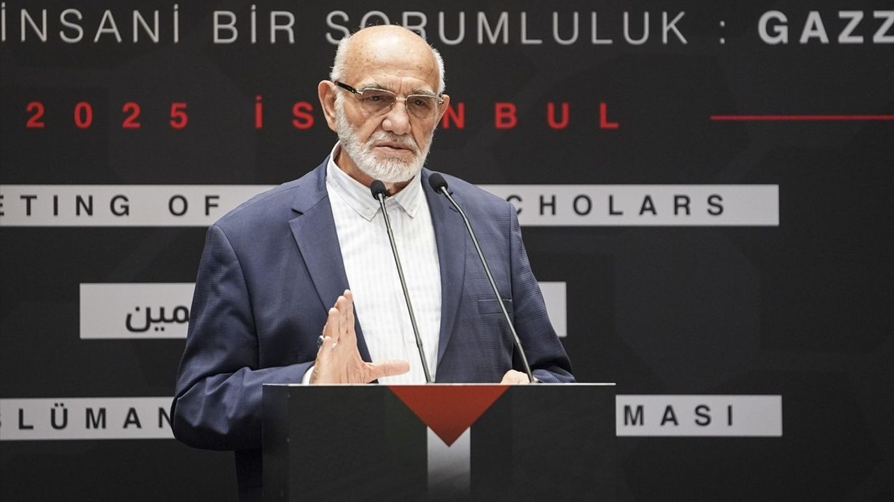 İstanbul'da İslami ve İnsani Bir Sorumluluk: Gazze konferansı sona erdi