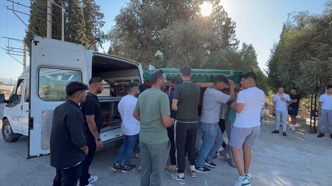 İzmir Bayındır'da baraj gölünde boğulan 15 yaşındaki Şükrü Yencilek toprağa verildi