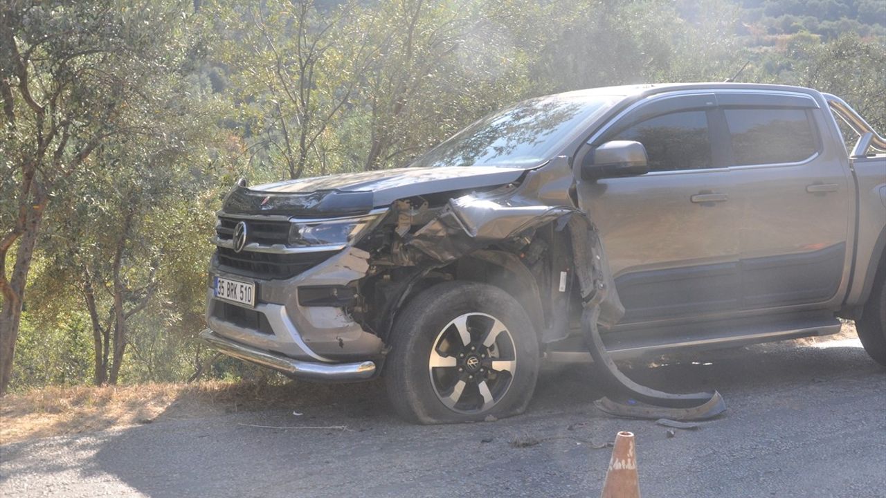İzmir Ödemiş'te pikapla motosiklet çarpıştı: 1 ölü, 1 yaralı