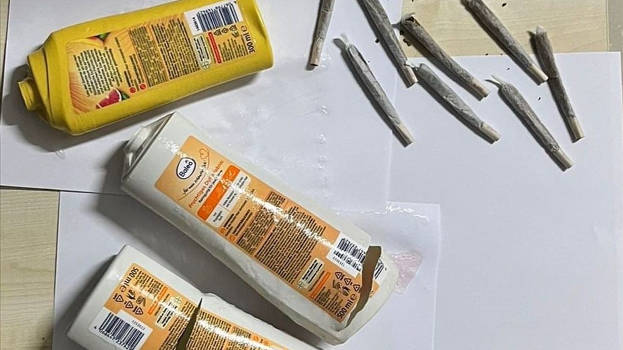 İzmir otobüs terminalinde şampuan kutularına gizlenmiş uyuşturucu ele geçirildi